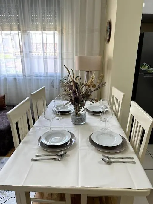 Sol Apartments - 2 Bedrooms Shkoder Albania