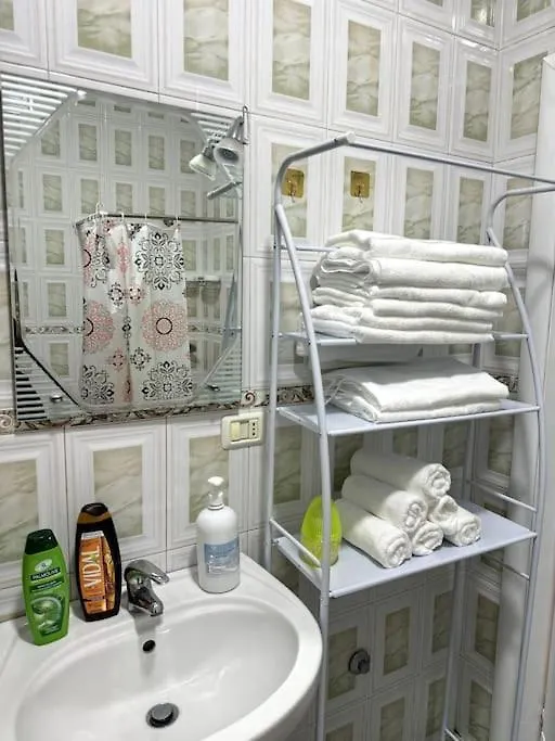 Sol Apartments - 2 Bedrooms Shkoder 0*,
